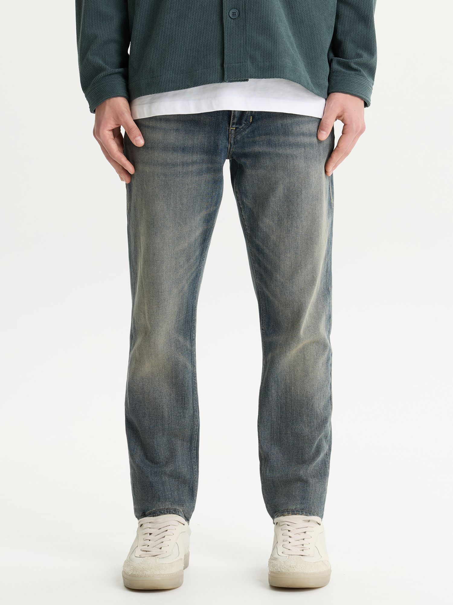 CHASIN' Jeans Evan Earth