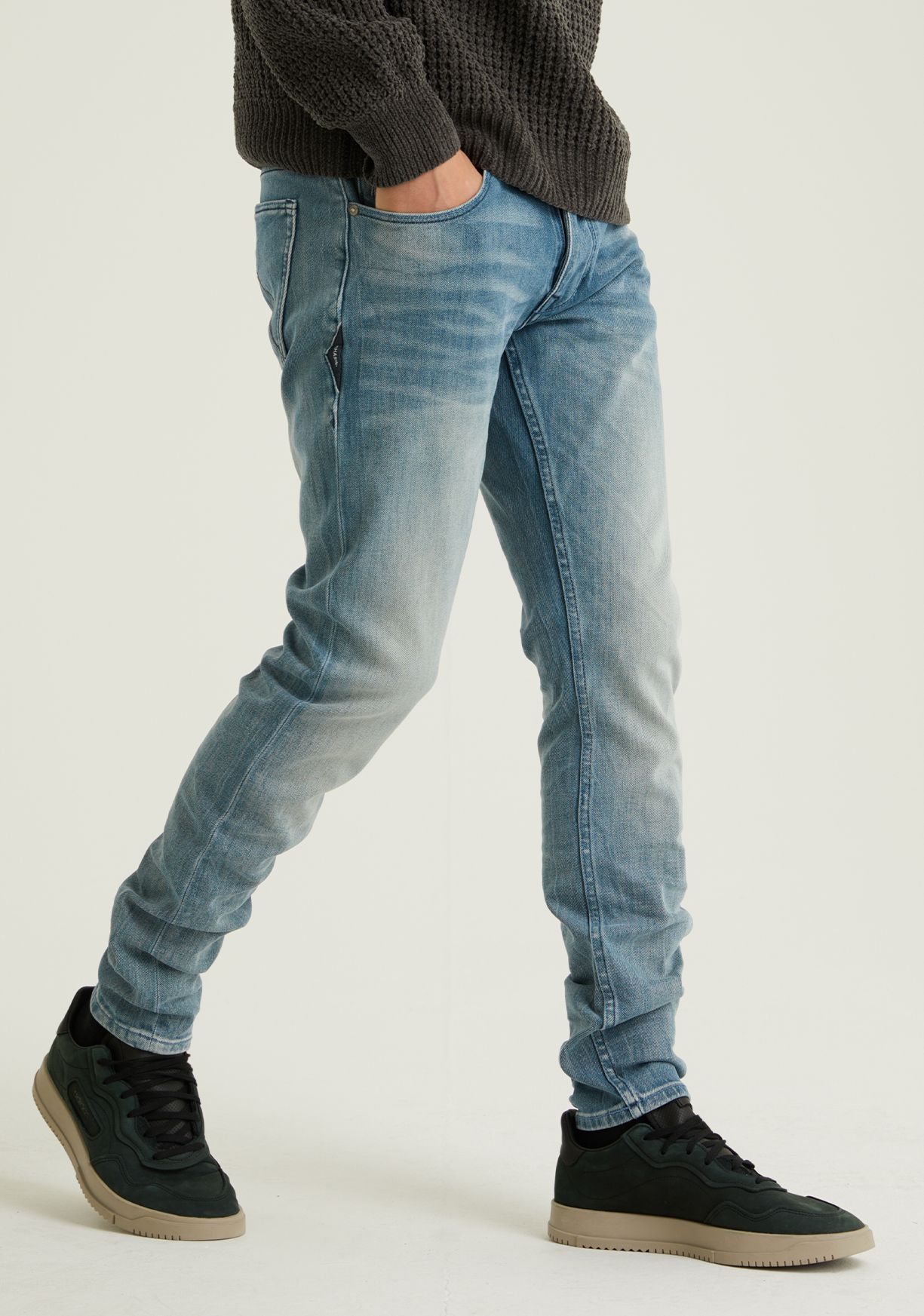 EGO Kian Jeans - Chasin' EN