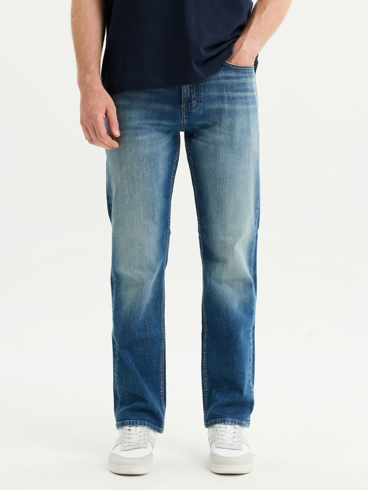 CHASIN' Jeans Tavon Dawson