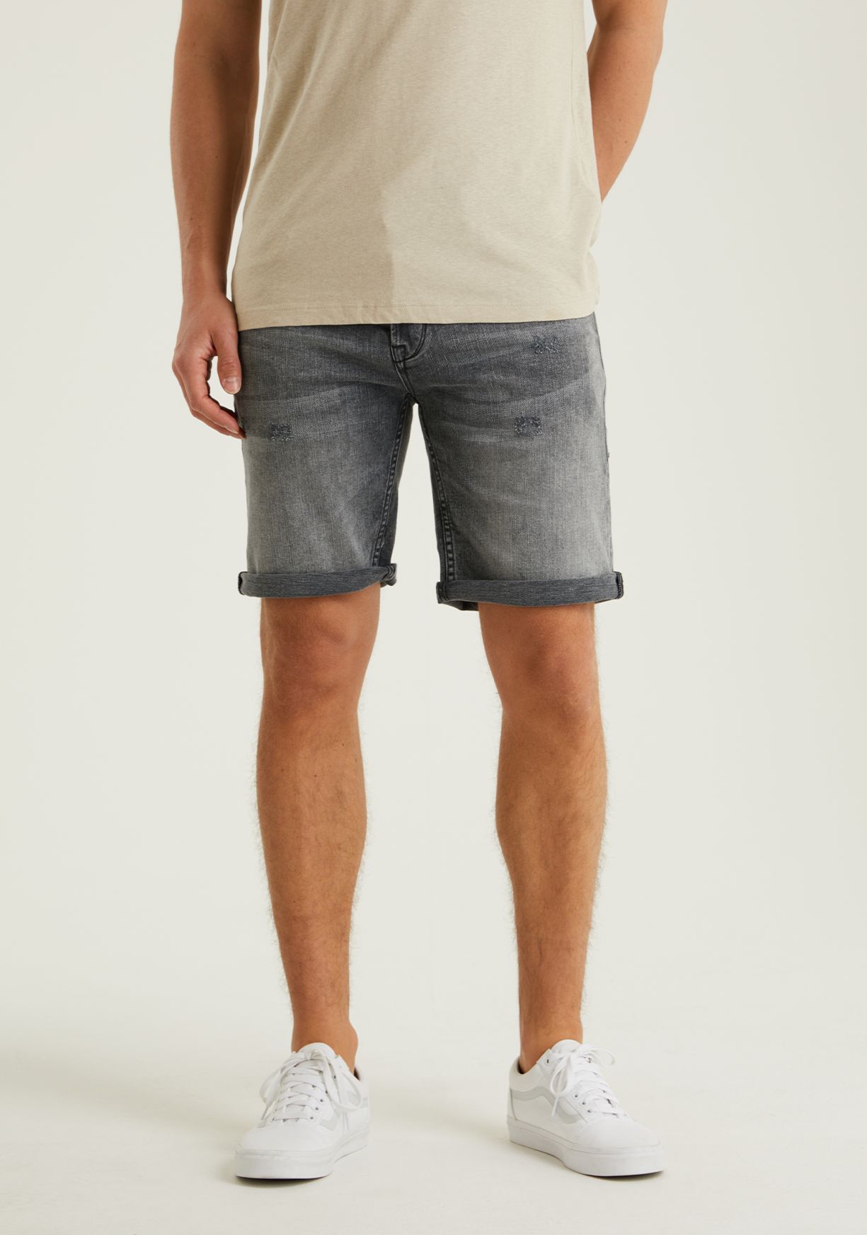 Men's plain dyed denim blue cotton canvas Bermuda shorts | Gallo