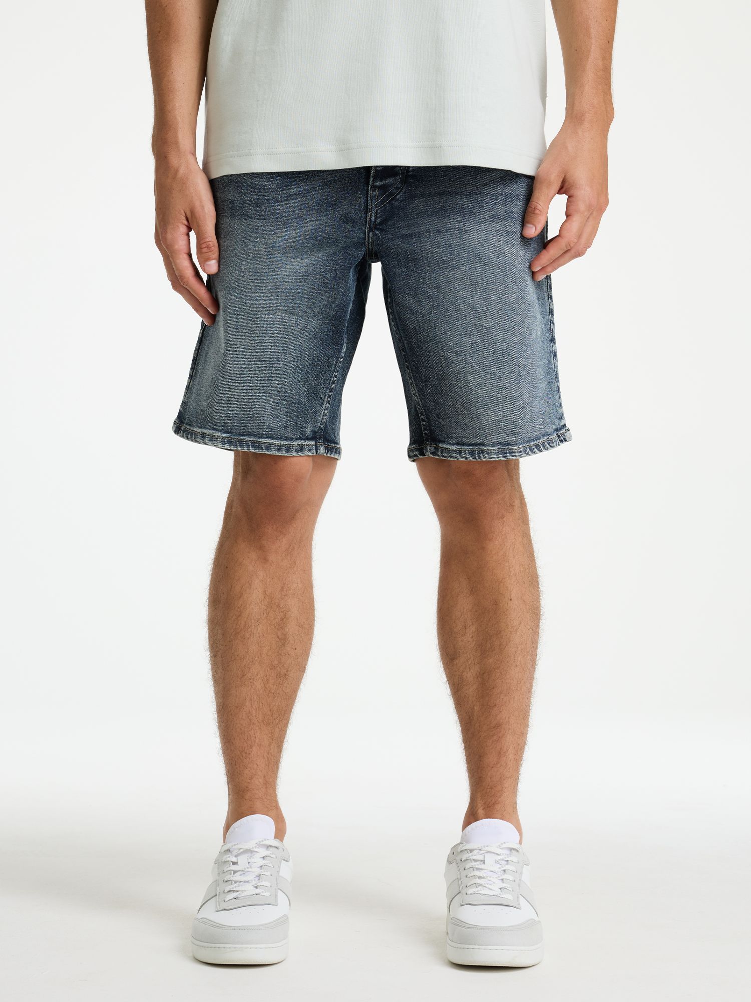 CHASIN' Shorts Evan.S Smoke