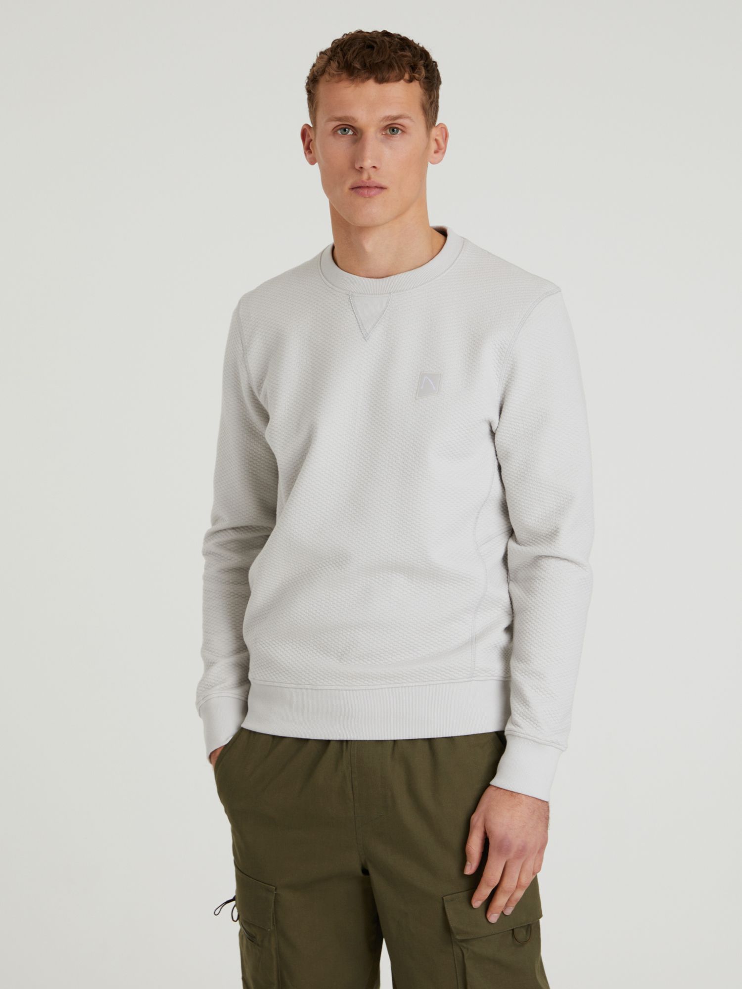 Cyrus sweater best sale