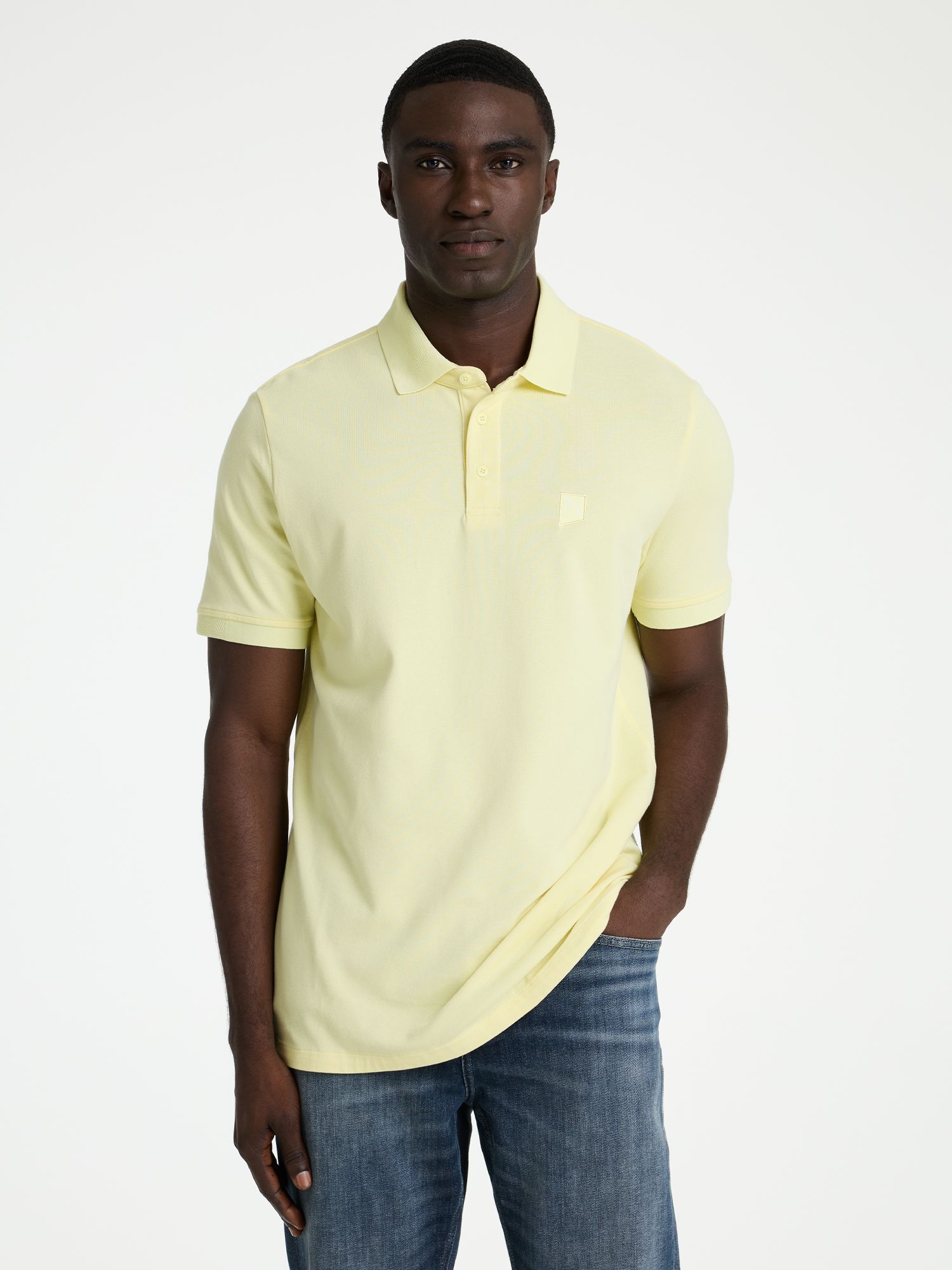 CHASIN' T-Shirts Nael