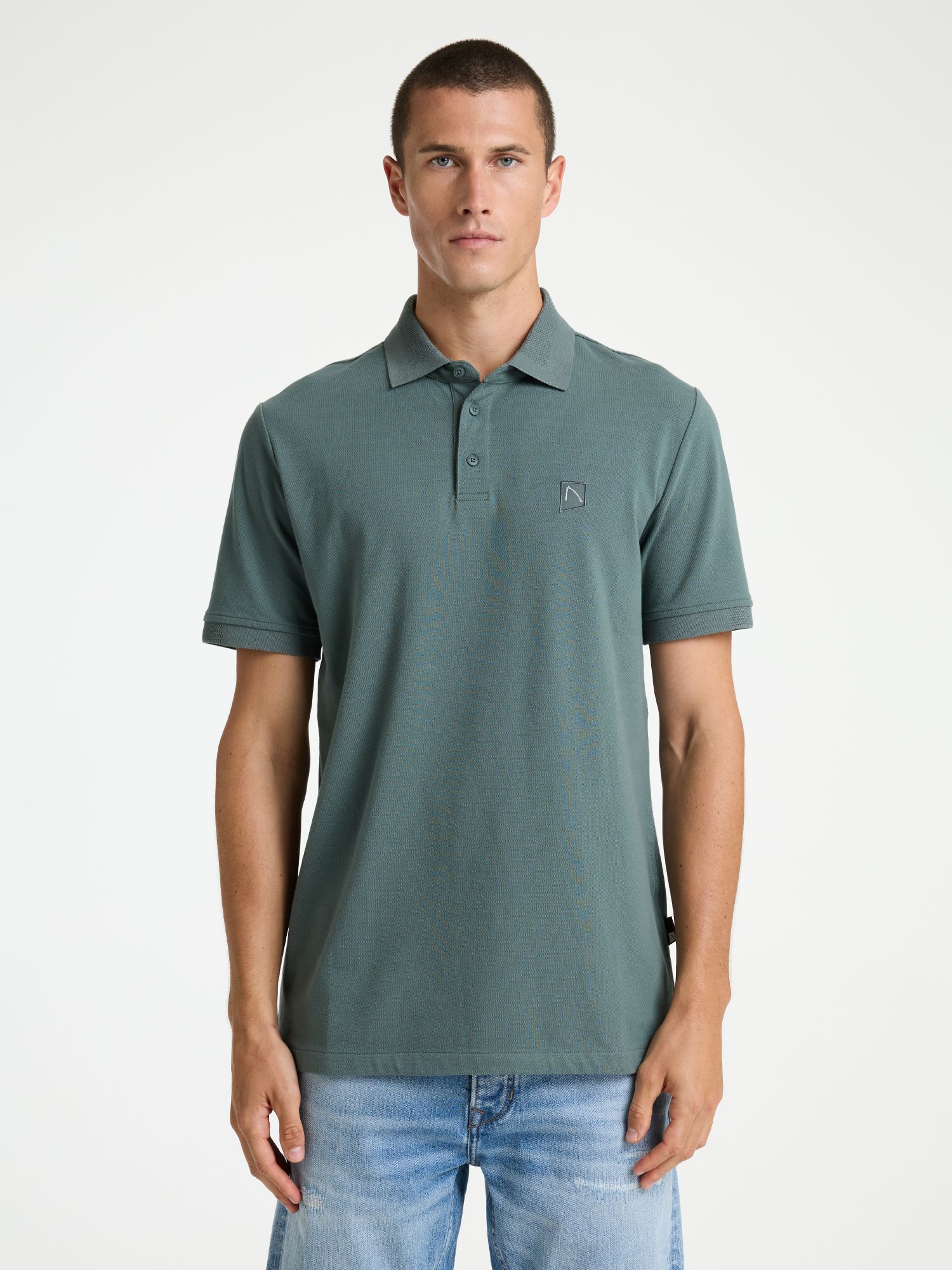 CHASIN' T-Shirts Nael