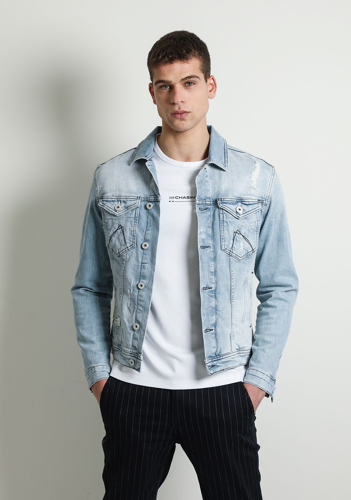 denim jacket for men under 800