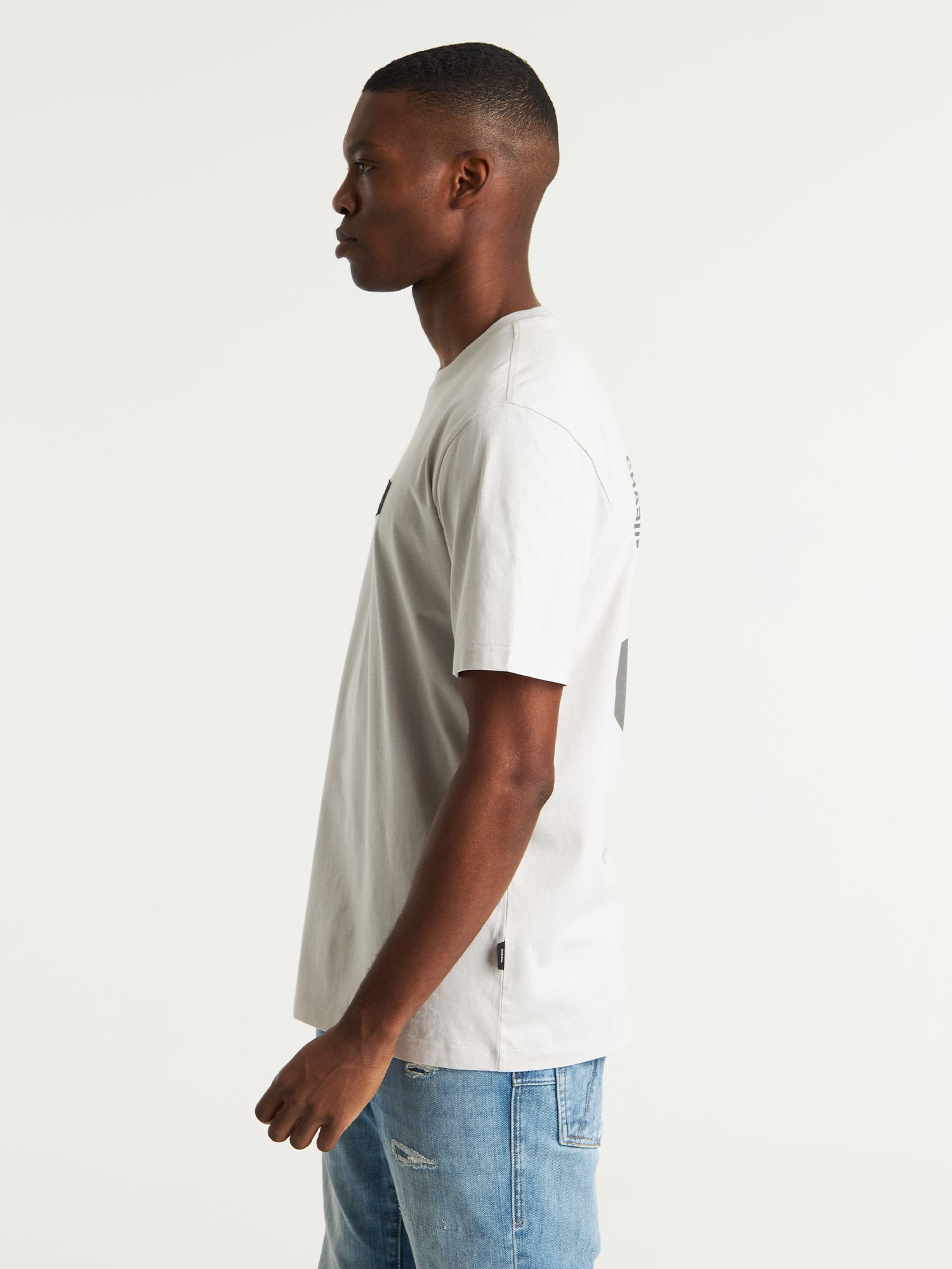 CHASIN' | All tops | Official online store | Chasin'